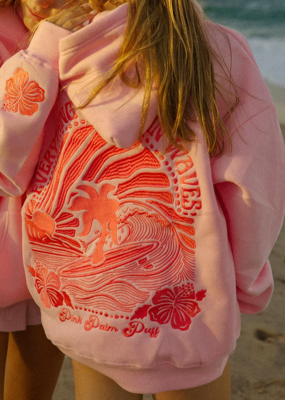 Sage Hoodie: Det perfekte samspil af komfort, stil og natur